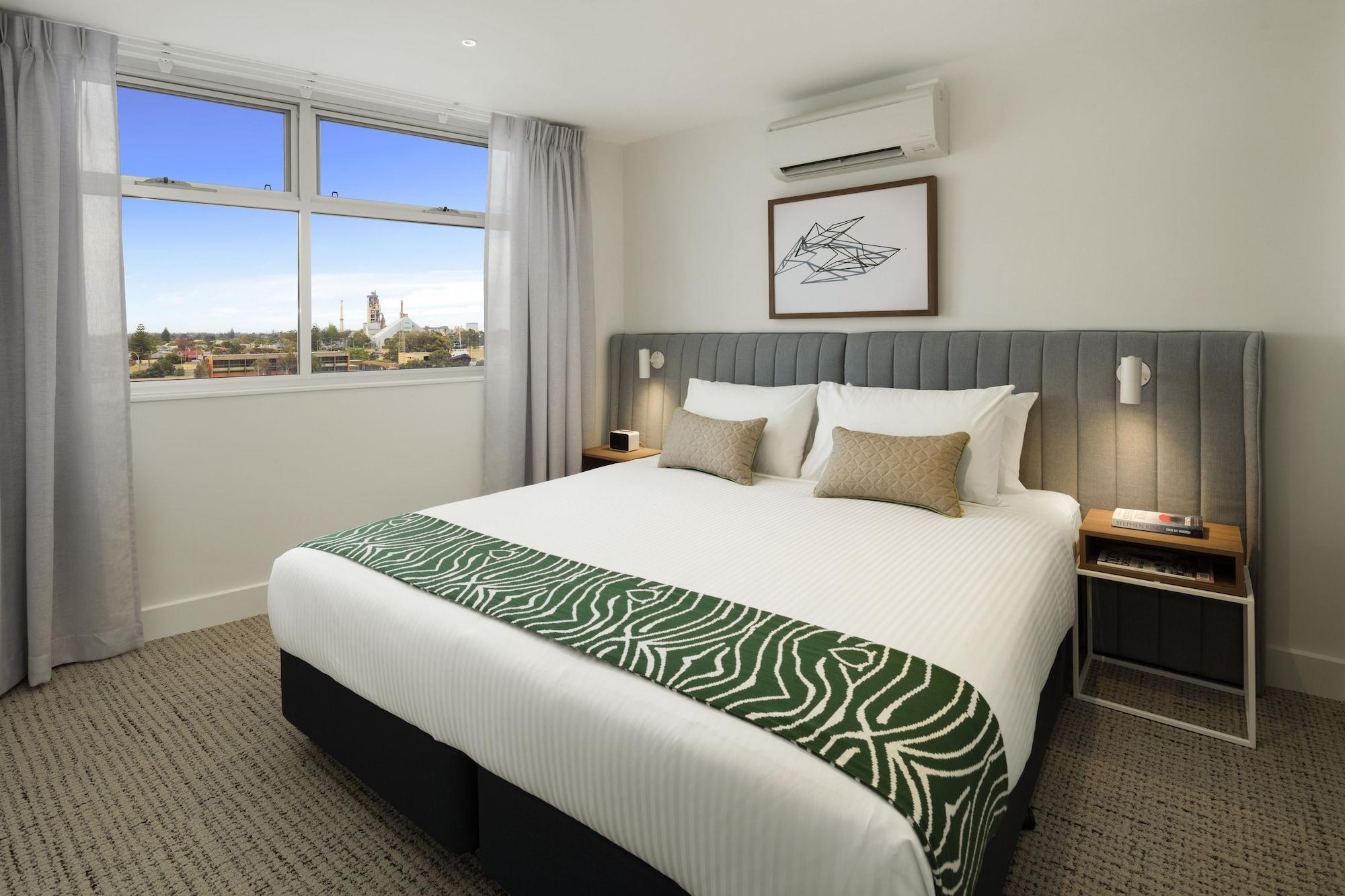 Quest Port Adelaide Aparthotel Exterior foto