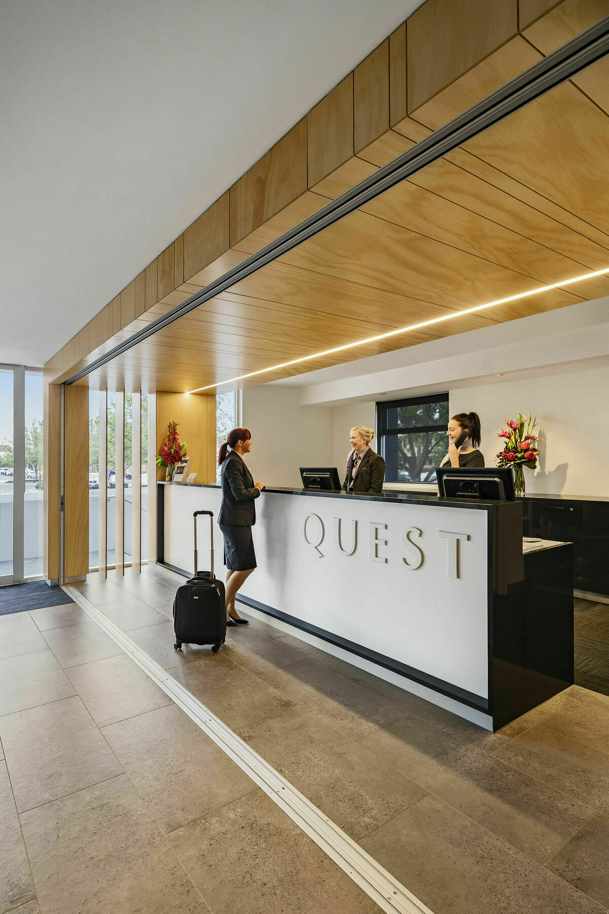 Quest Port Adelaide Aparthotel Exterior foto
